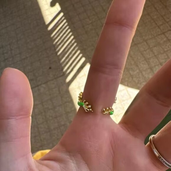 Frog Green Vibrant Ring - Picture 7 of 16